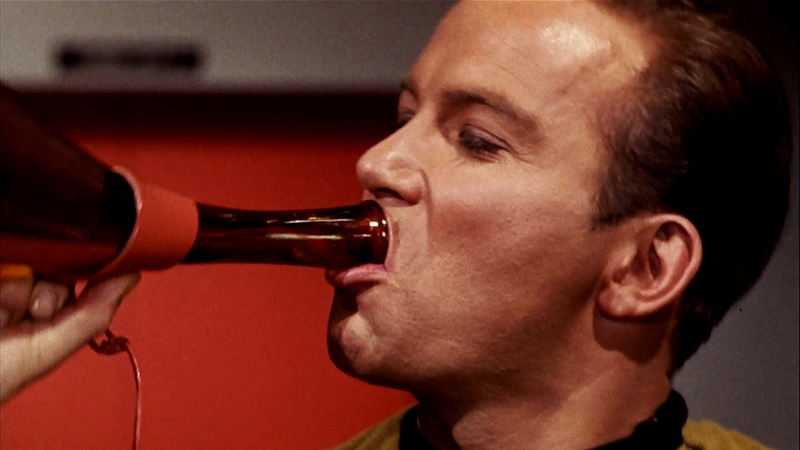 Illustration for article titled I Am Captain Kirk! Star Trek Recap, S01E05: The Enemy Within